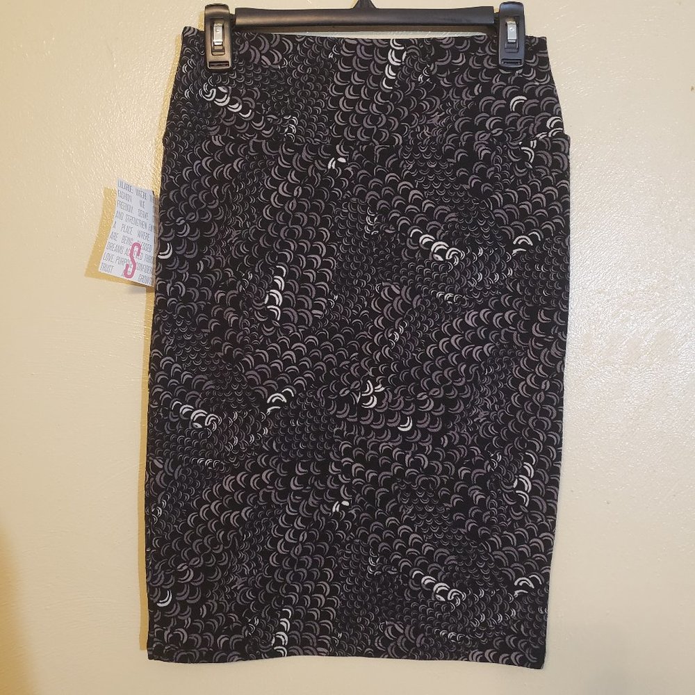 Lularoe Cassie Pencil Skirt  NWT